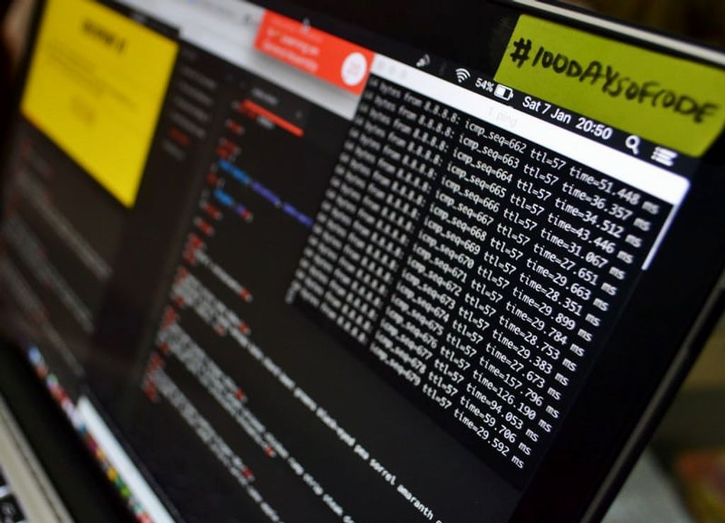 Learn How To Code: 6 Reasons Why It Can Help Your Career
